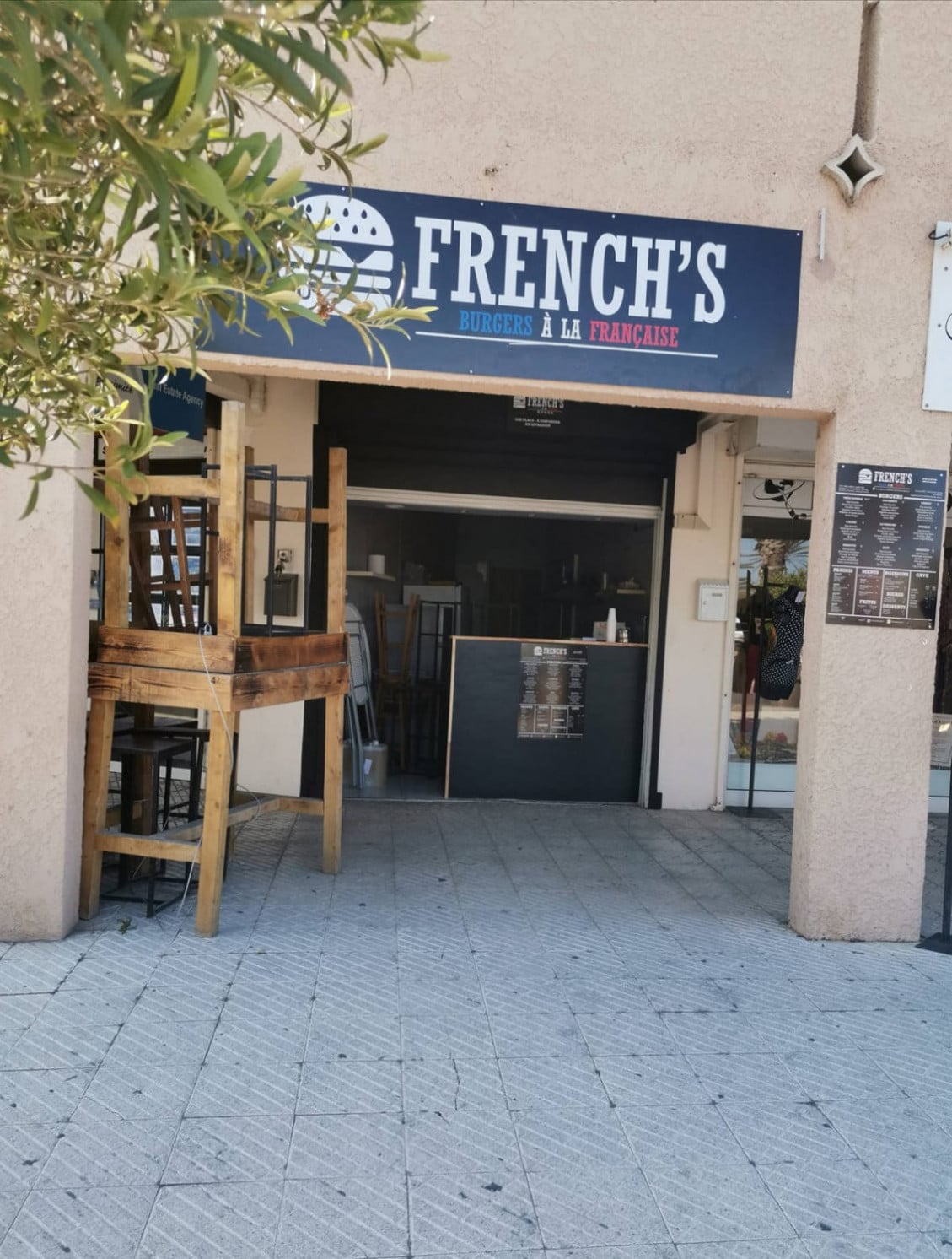 French's Burgers — photo 2