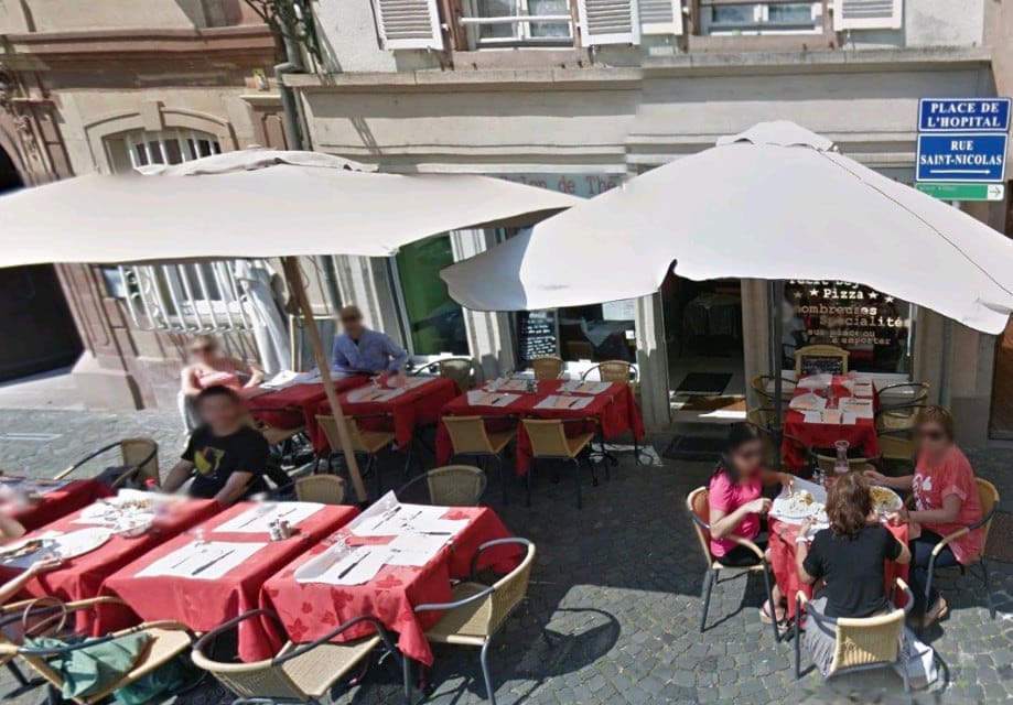 Au Petit Café — photo 3