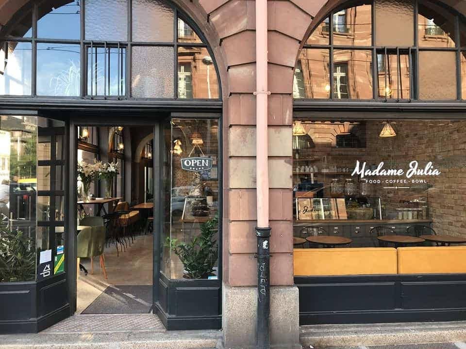 Madamejulia — photo 2
