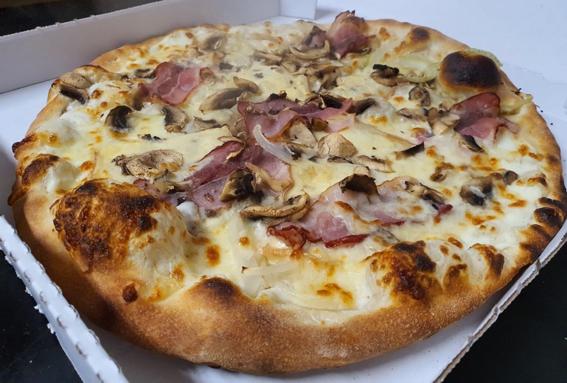 Bella Pizza — photo 2