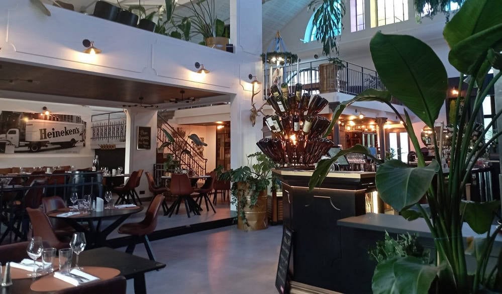 Au Petit Paris — photo 3