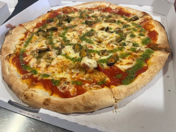 Benz pizza — photo 2