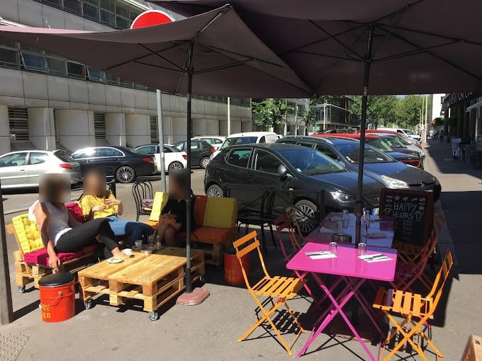 Le Petit Café Rose — photo 3
