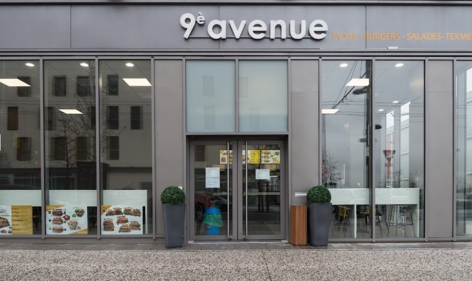 9e Avenue — photo 2