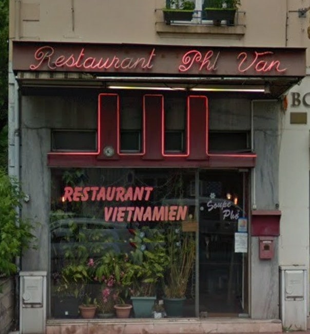 Phi Van — photo 3