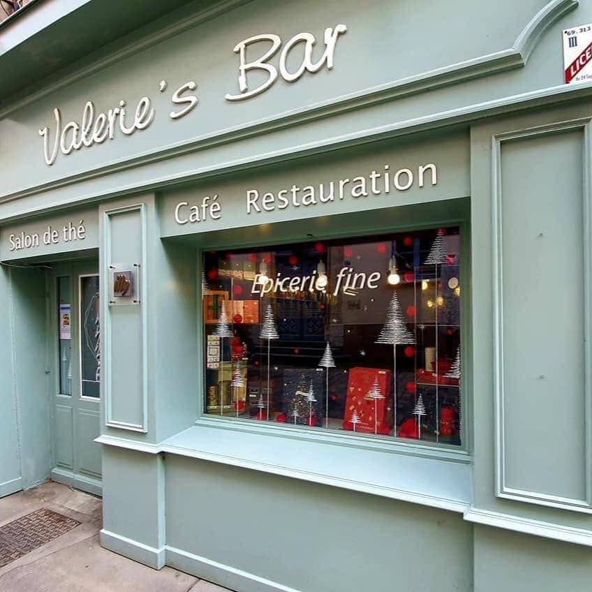 Valerie's Bar — photo 2