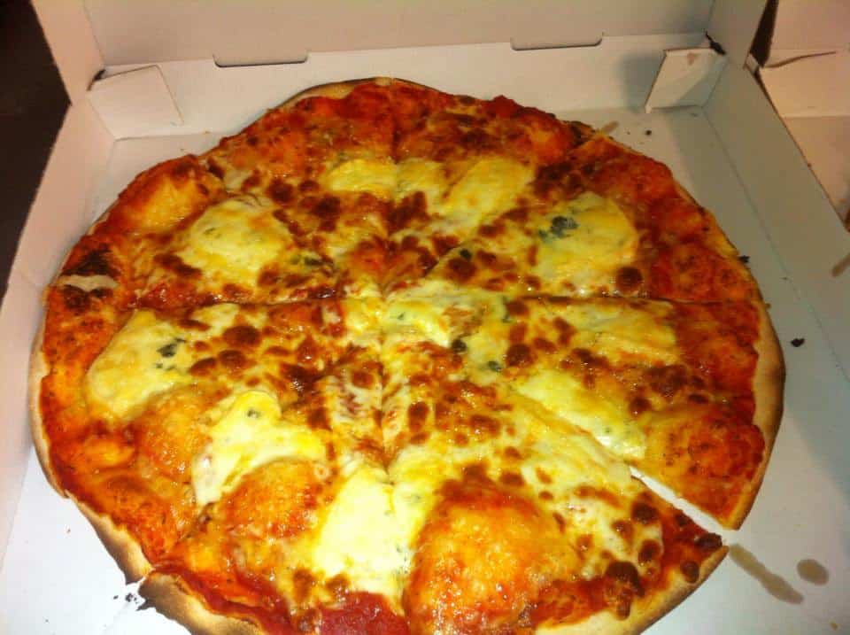 Red lunch — photo 3