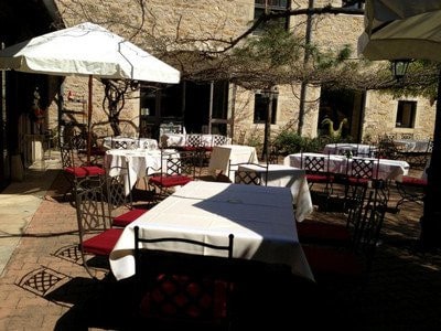 L'Hostellerie Le Ferme du Poulet — Hôtel - Restaurant à Villefranche sur Saone — photo 3