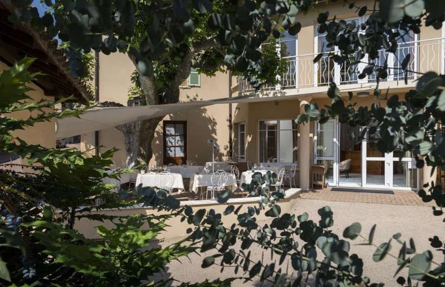 Auberge de clochemerle — Hôtel - Restaurant à Vaux en Beaujolais — photo 2