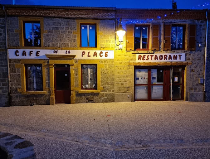 Cafe De La Place — photo 3