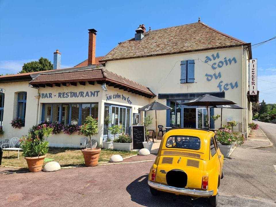 Au Coin Du Feu — photo 2