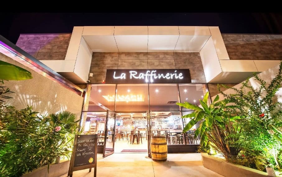 La Raffinerie — photo 2