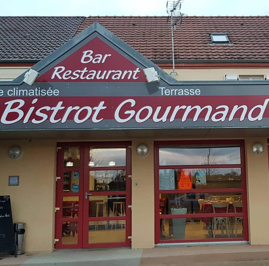 Au Bistrot Gourmand — Bistro - Bar à Saint Laurent d'Andenay — photo 2