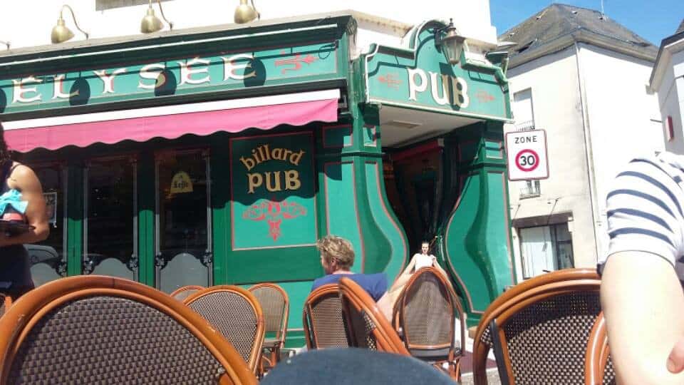 Pub Elysée — photo 2