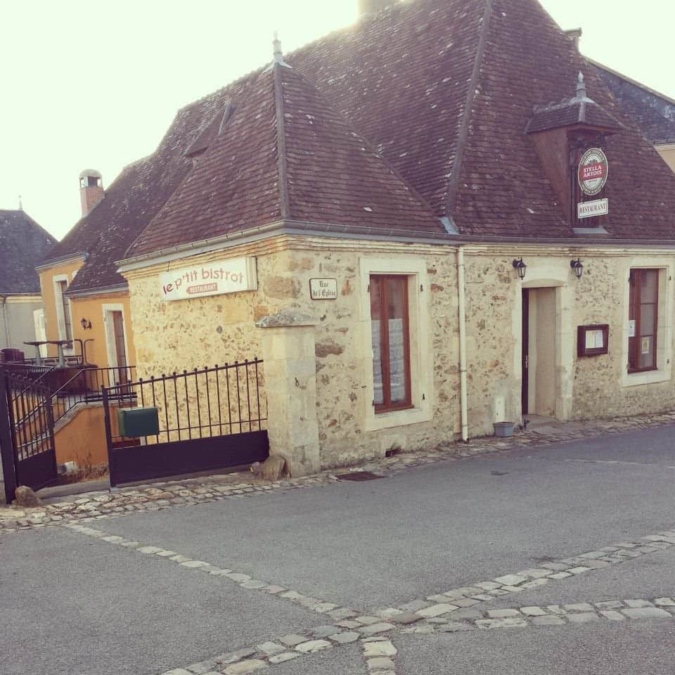 Le P'tit Bistrot — Bistro - Bar à Villaines la Gonais — photo 2