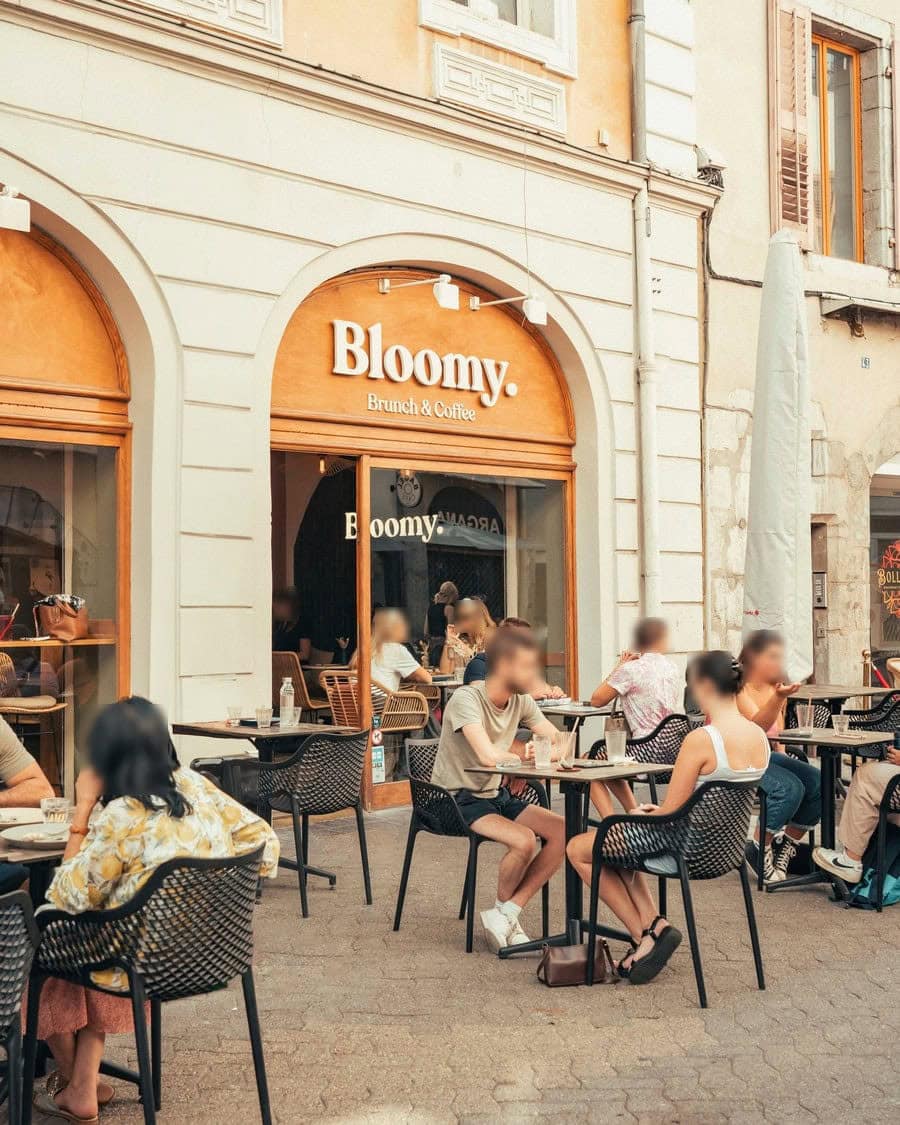 Bloomy Brunch & Coffee — photo 2