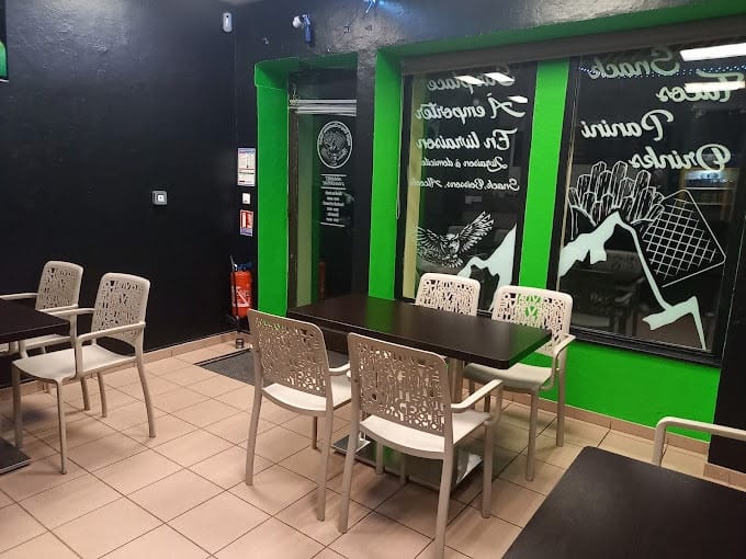 Night shop chartreuse — photo 3