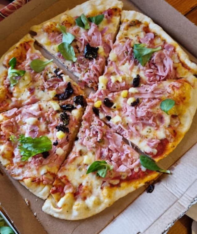 La Root's Pizzas — photo 2