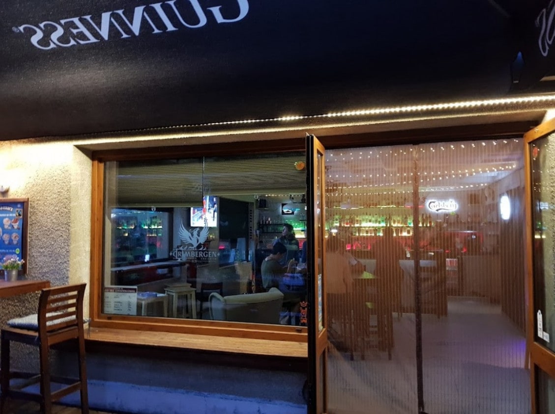 Howard'S — photo 3