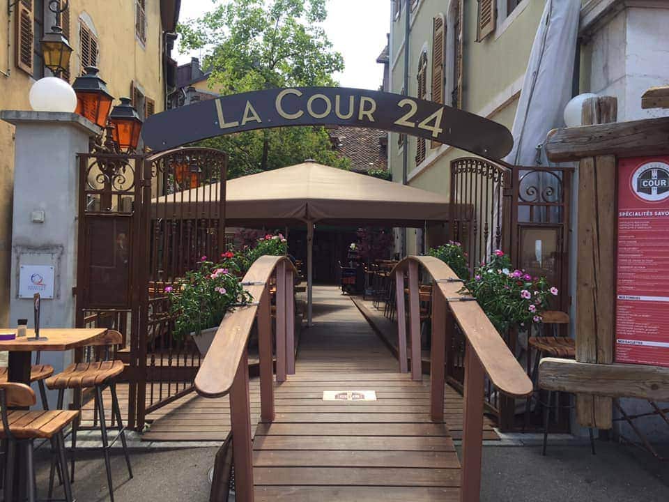 La cour 24 — photo 2