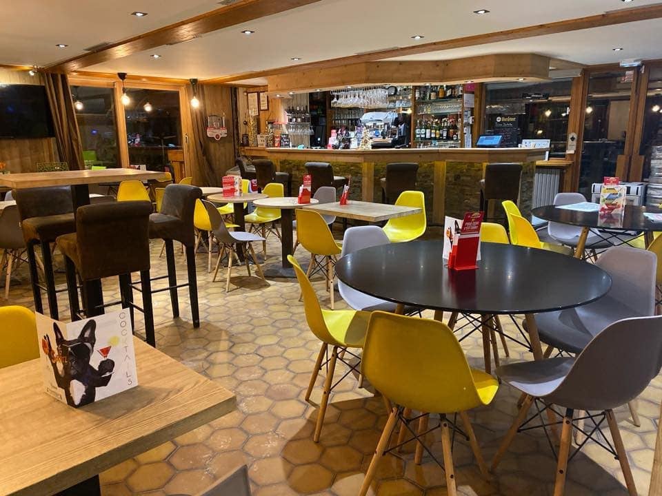 Bar des Alpes — photo 3