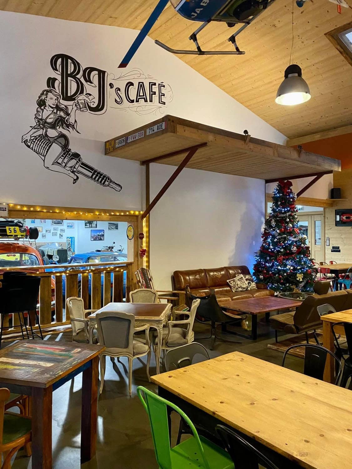 BJ's café — photo 3
