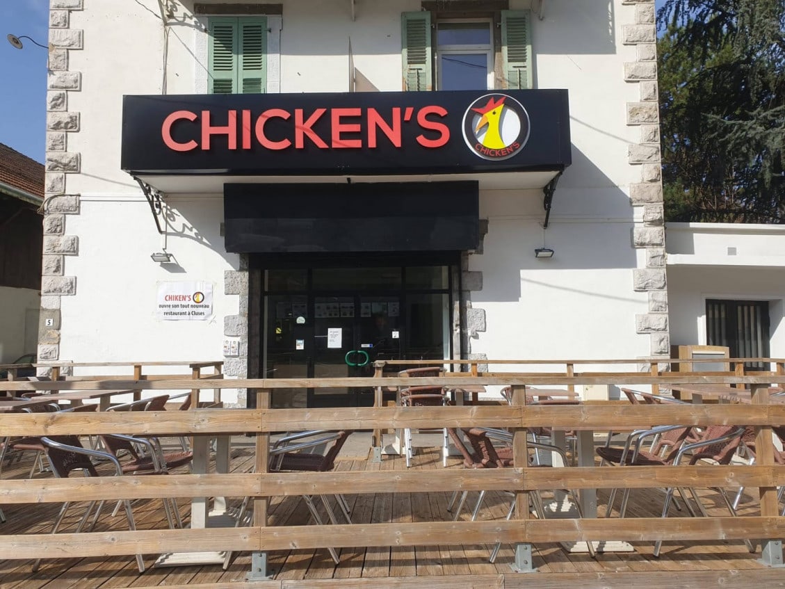 Chicken's — photo 2
