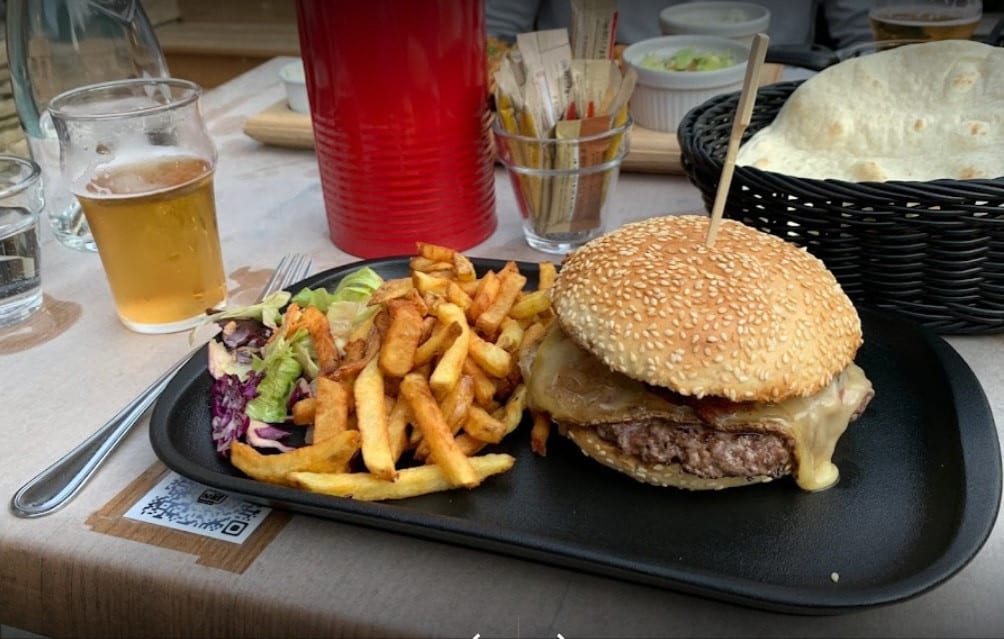 La Yaute Cafe — photo 2