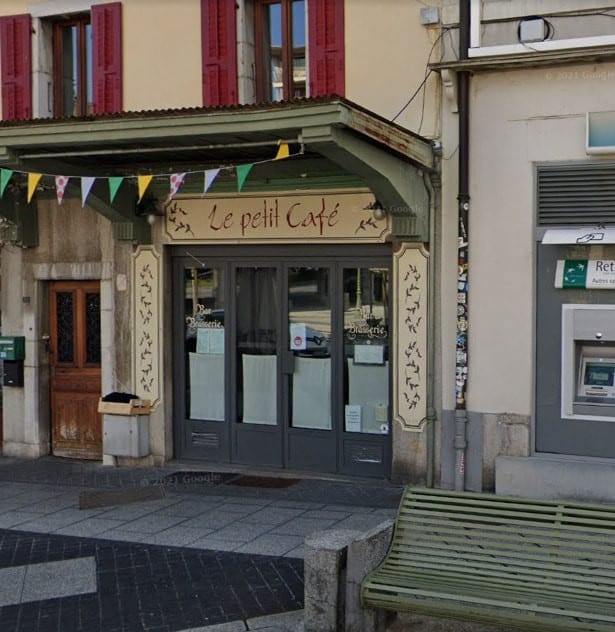 Le Petit Café — photo 3