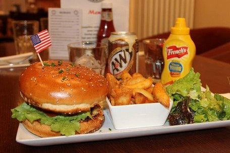 Charly Bun's — photo 3