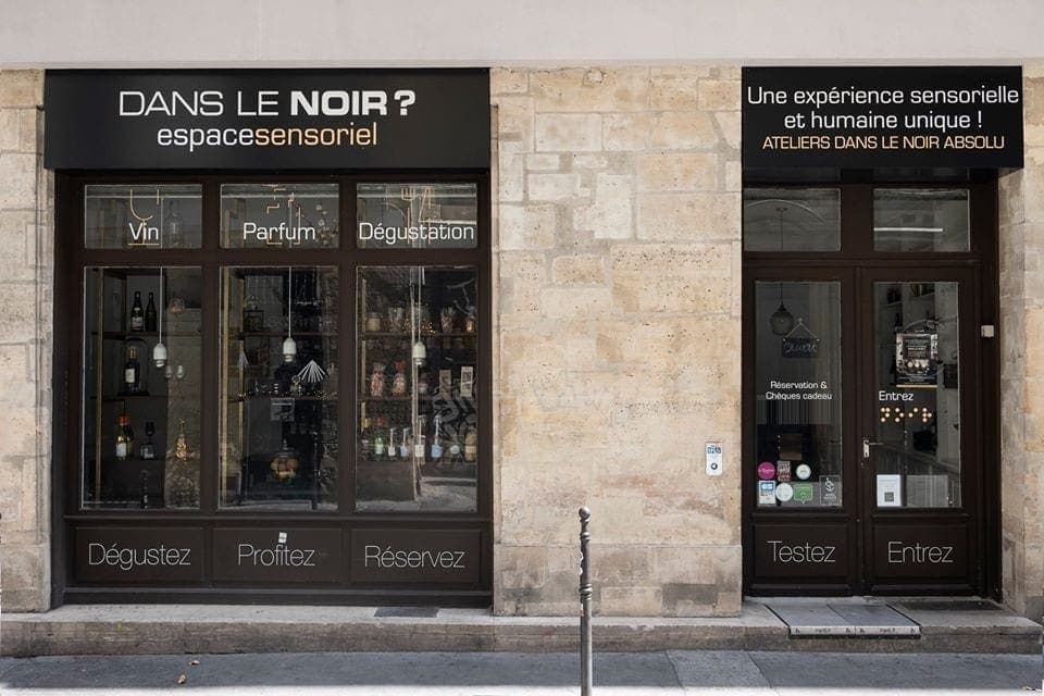 Dans le noir ? — photo 2