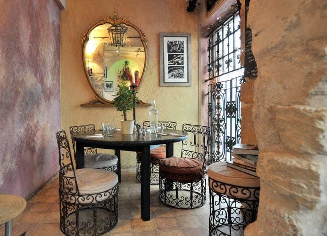 La Petite Maison Dans La Cour — photo 3