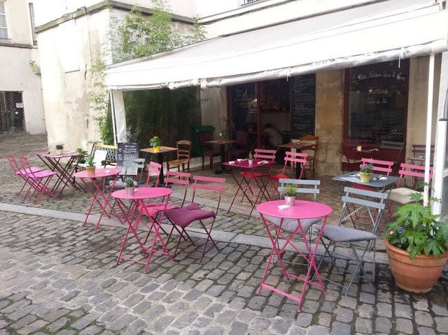 La Petite Maison Dans La Cour — photo 2
