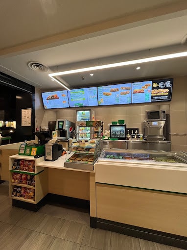 Subway — photo 3