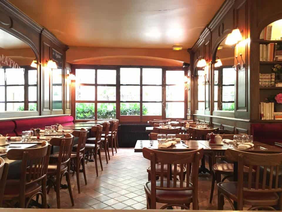 Le Bistro Marbeuf — photo 3