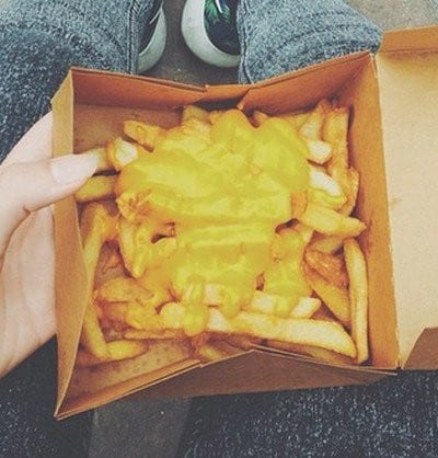 231 east street - Les frites au cheddar