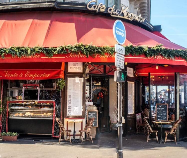 Cafe Du Mogador — photo 2