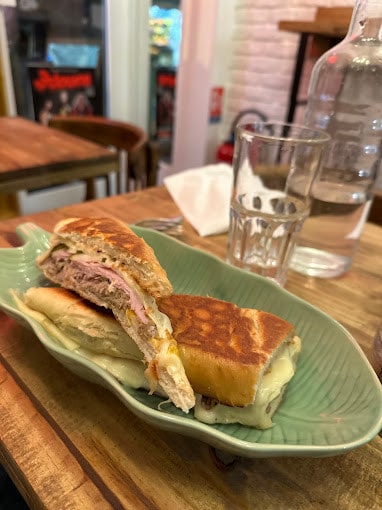 El Lechón — photo 2