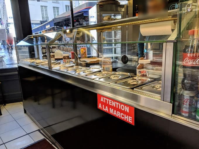 La crêperie qui fait l’angle — photo 3