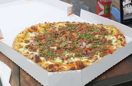 Custom Pizza — photo 2