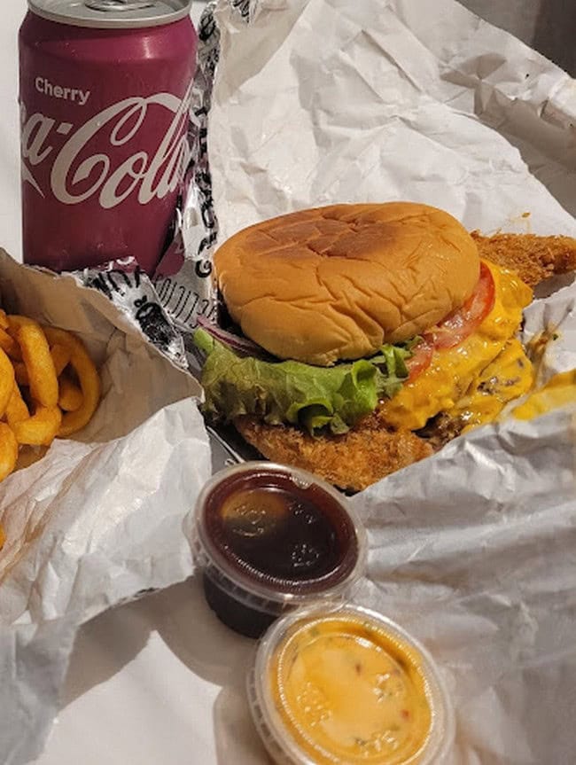 Only Burger — photo 3