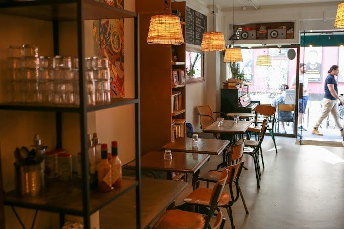 Armand Bar & Cantine — photo 3