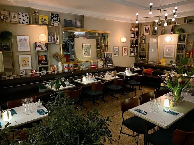 La table J'M — photo 3
