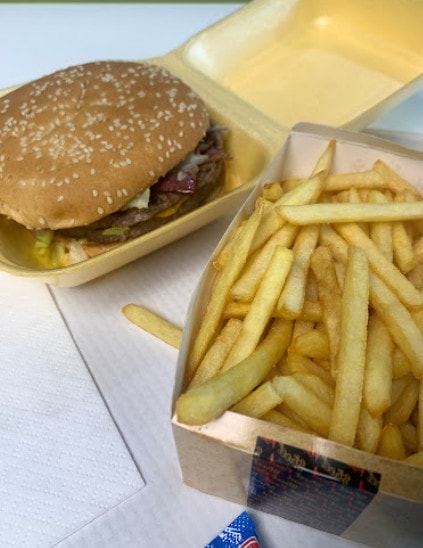 Burger Square — photo 2