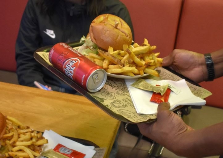231 east street - Menu burger