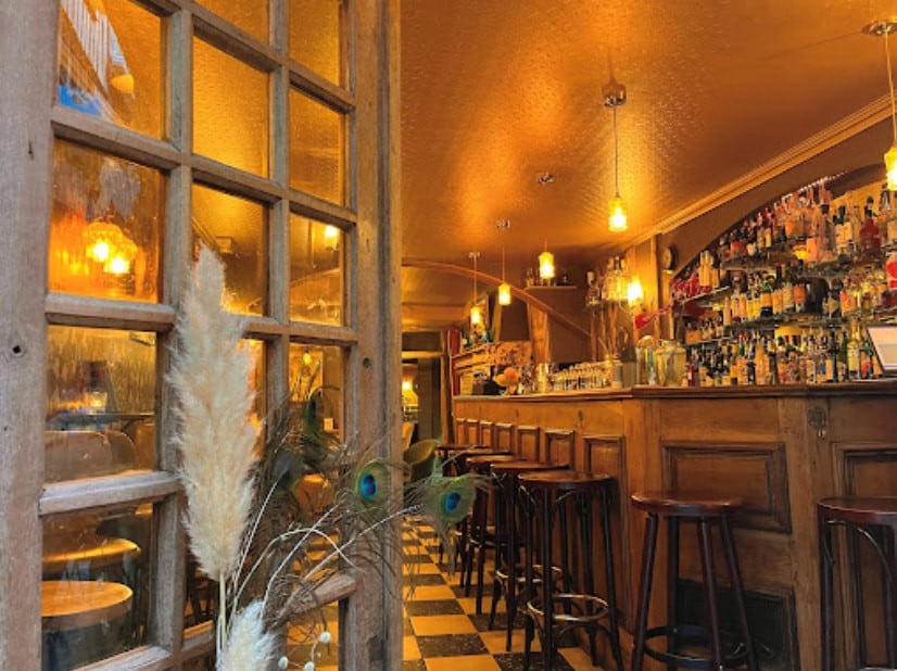 Le Petit Bar — photo 2