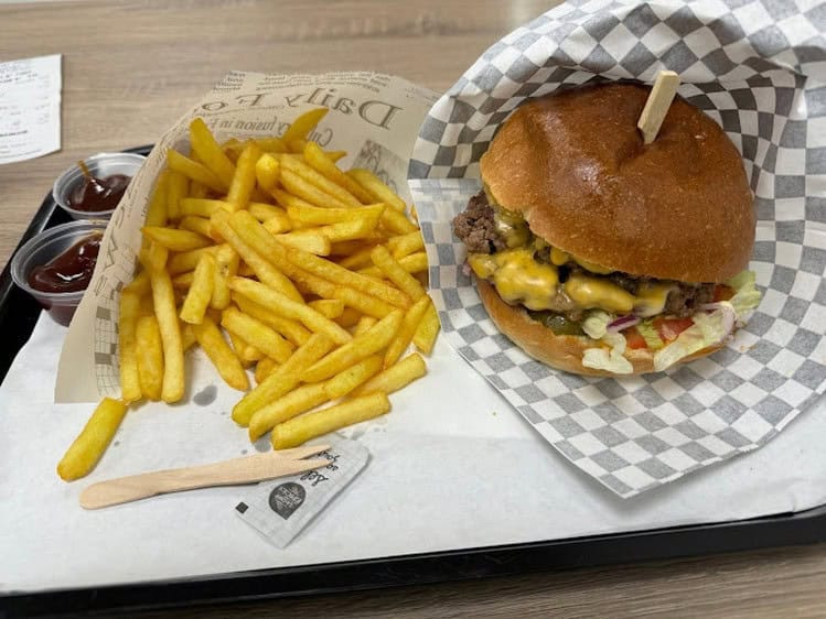 Str'eat Burger — photo 2