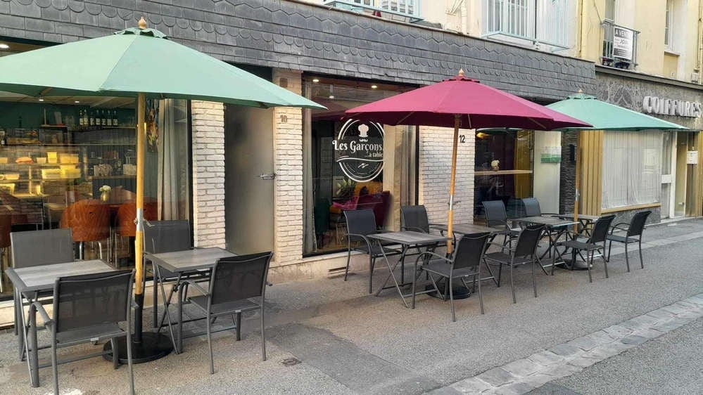 Les Garçons à table ! — photo 3