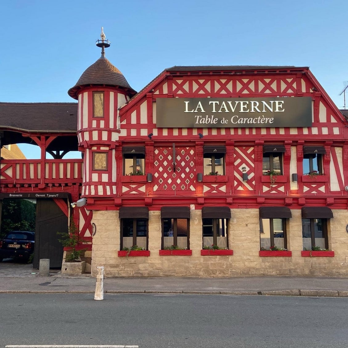 La Taverne — photo 2