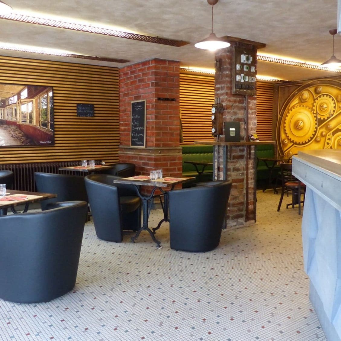 La Raffinerie Restaurant — photo 3